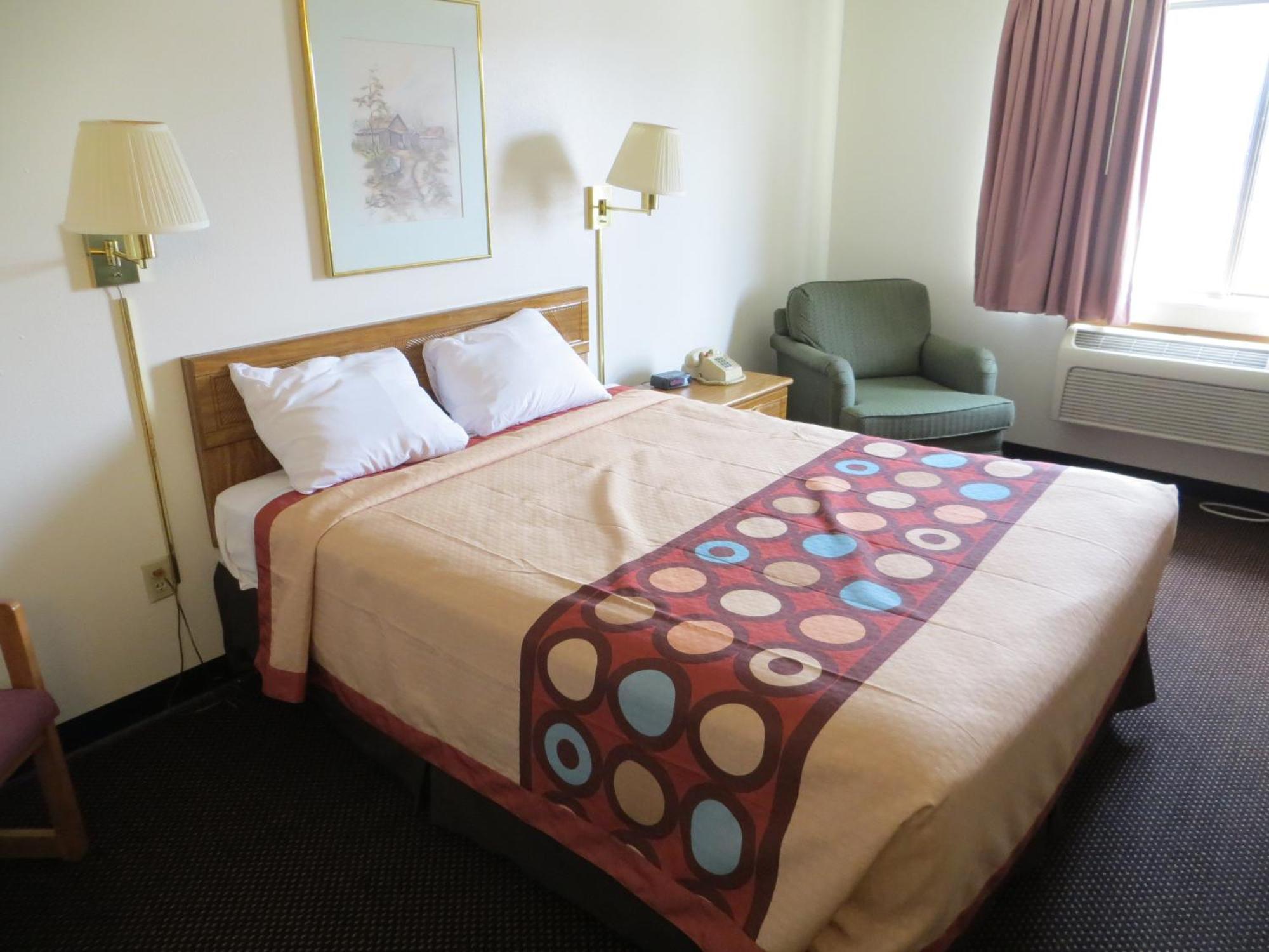 Super 8 By Wyndham Du Quoin Hotel Room photo